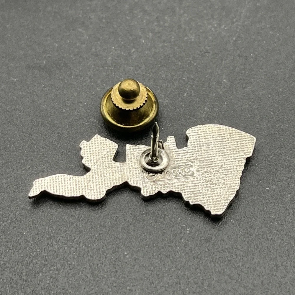 Clear Lake California Lapel‎ Hat Pin